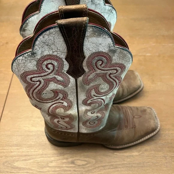 Ariat Women’s Quickdraw Cowboy Boots size 5.5 - Picture 4 of 9